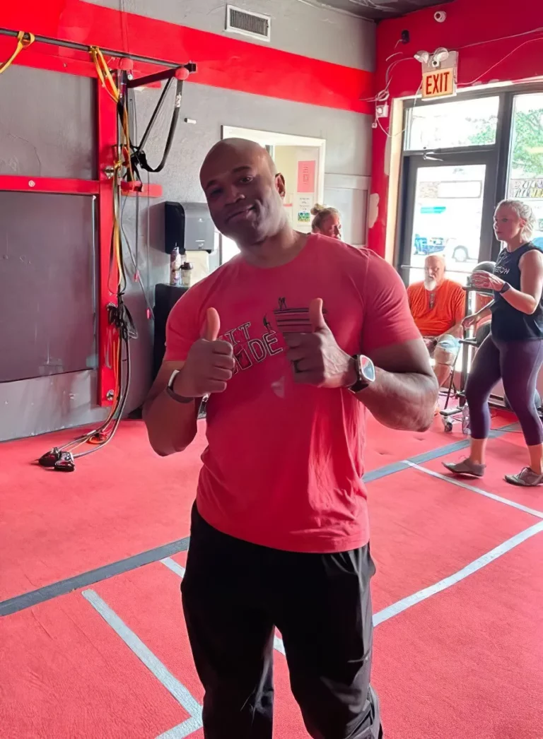 Who We Are - Best Personal Training Gym in Beverly, Midway, Chicago, Illinois